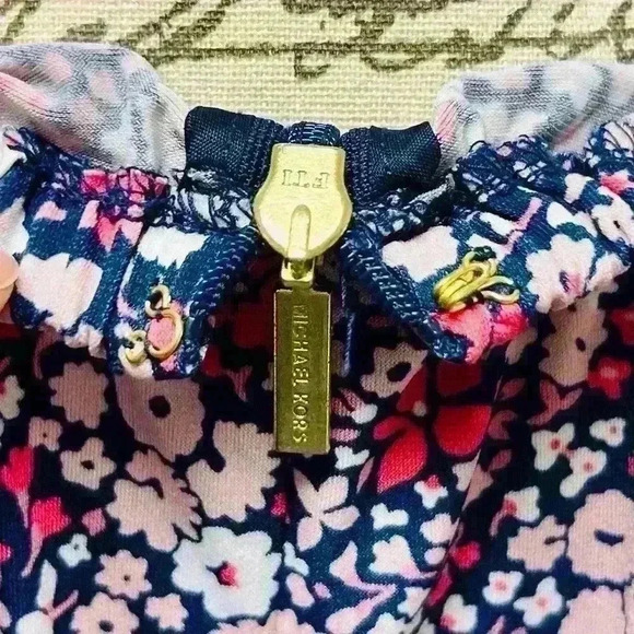 MICHAEL KORS Floral Midi Halter Chain Neck
Sleeveless Dress Size Medium - Picture 8 of 16